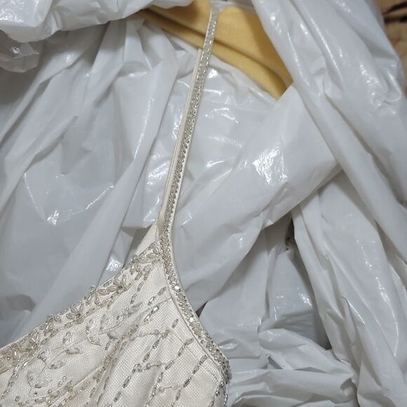 NWT BRIDAL Gown   - Picture 8 of 9